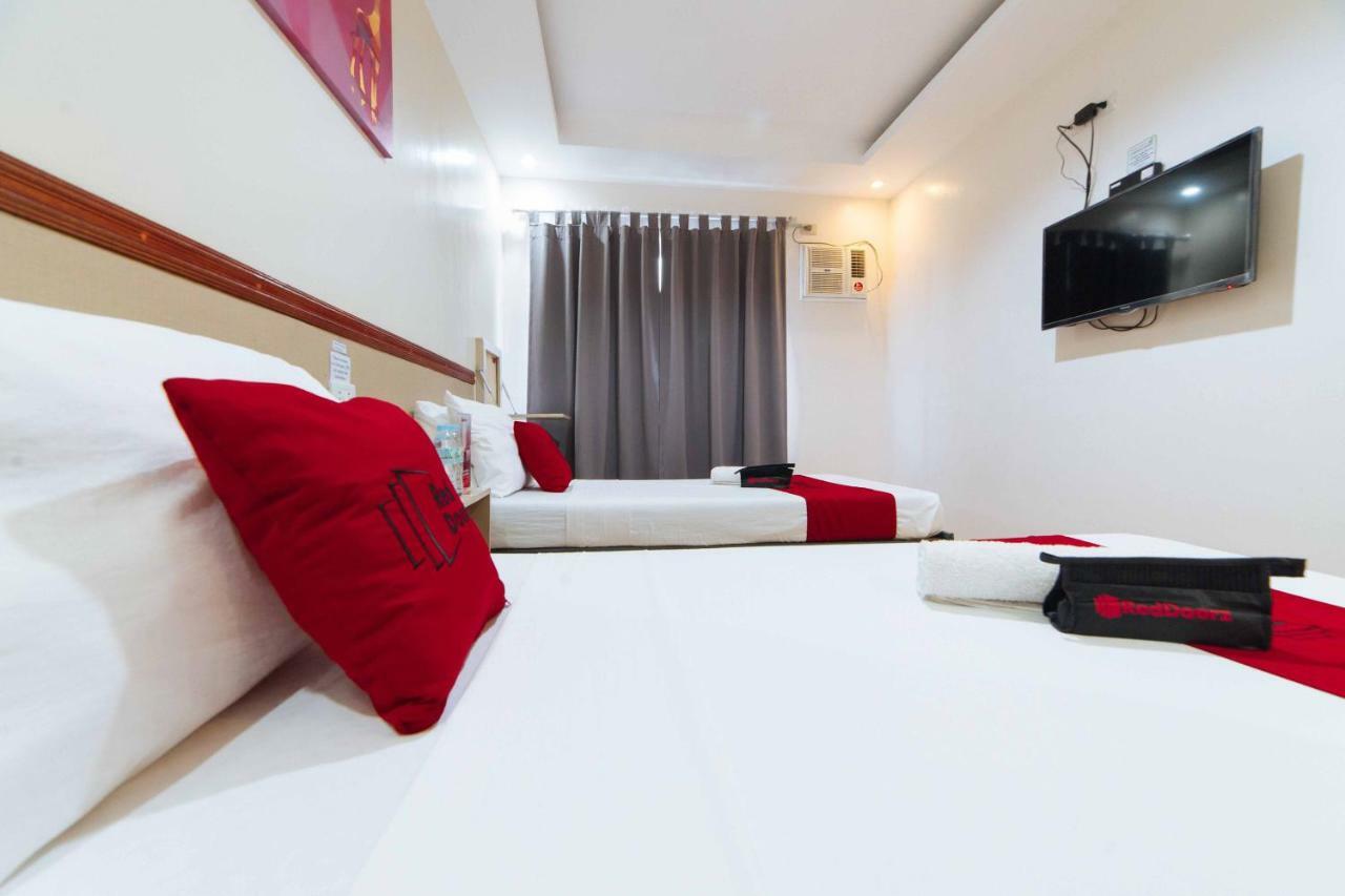 Reddoorz Plus Near Sm Lanang Davao City Buitenkant foto
